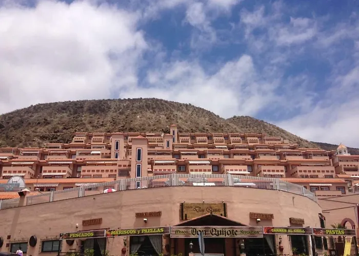 The Heights * Los Cristianos (Tenerife)