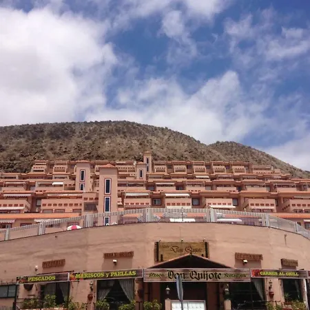 The Heights * Los Cristianos (Tenerife)